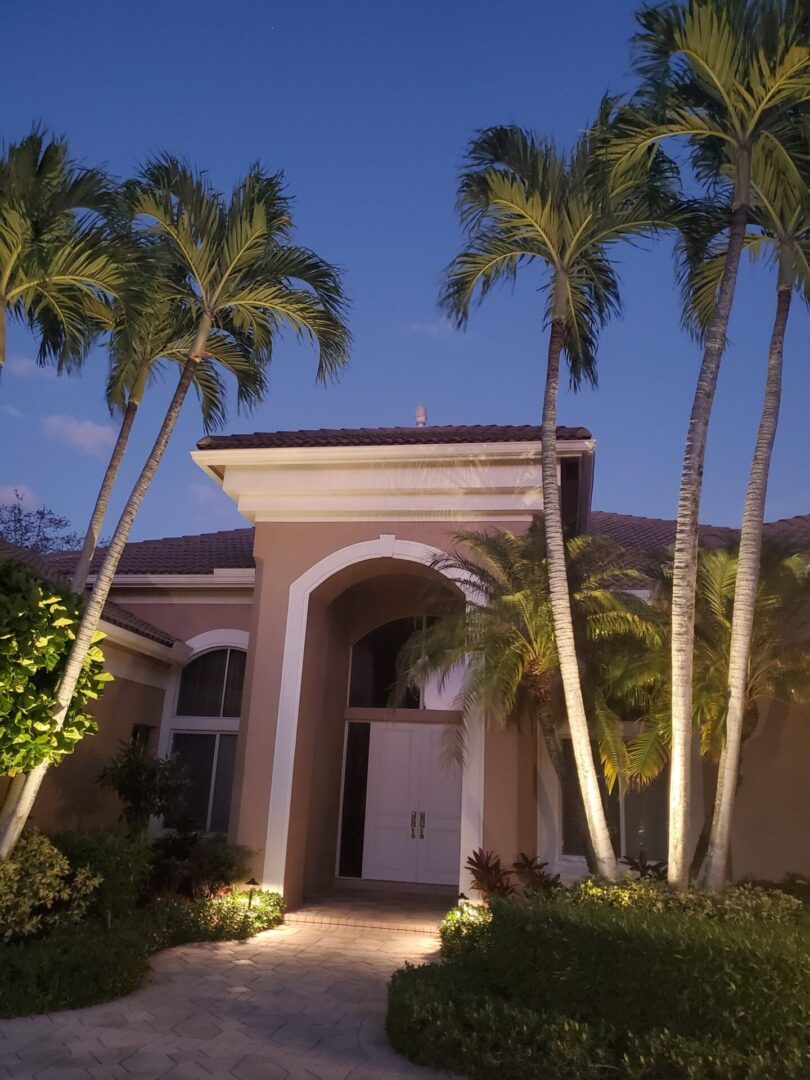 Landscape Lighting Palm Beach Gardens - Illumination FL