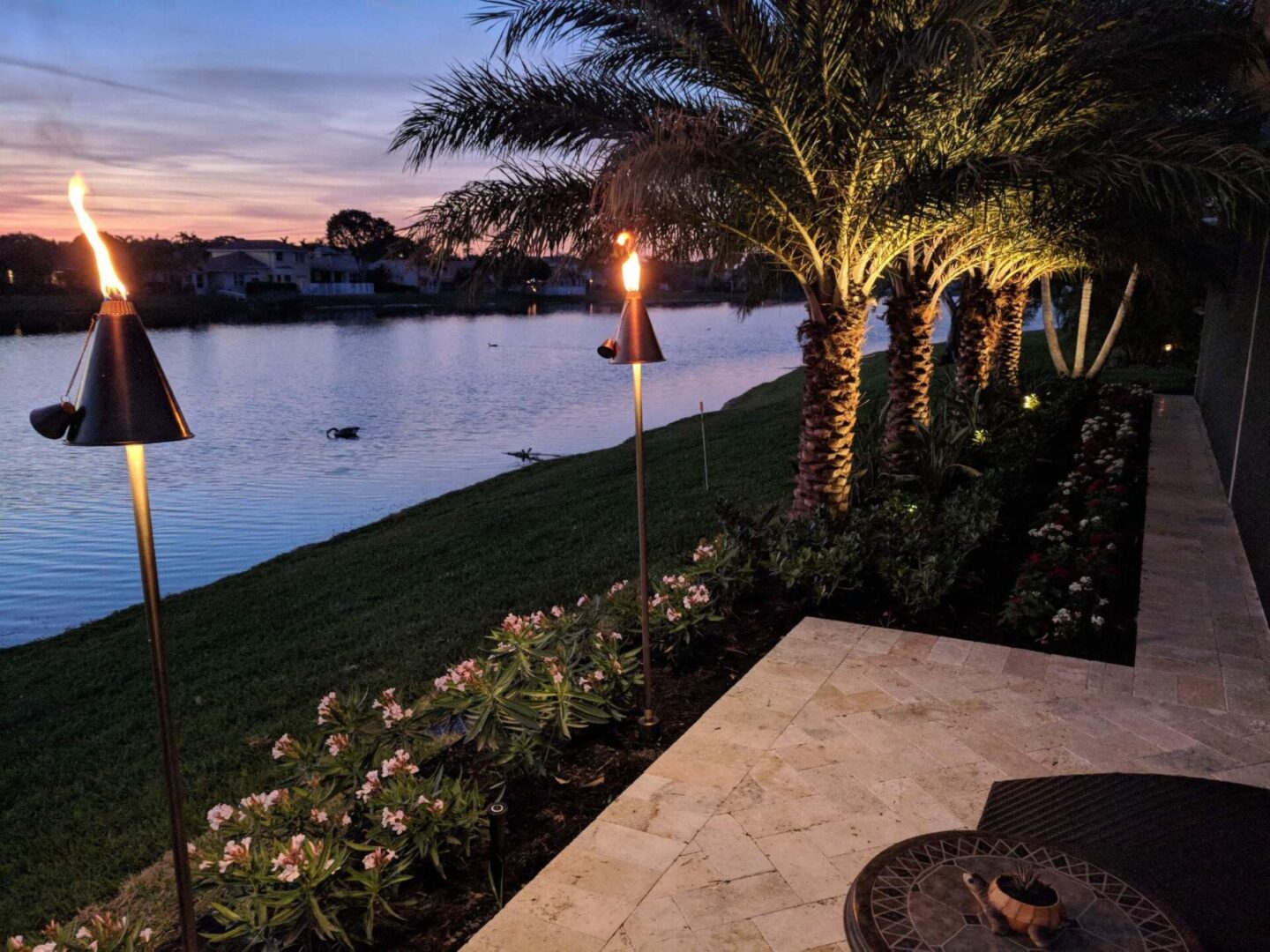 The Romance of Landscape Lighting. Illumination FL